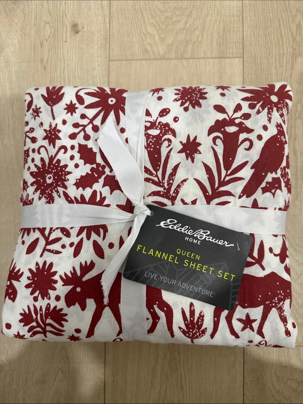 Eddie Bauer Red & White Holiday Flannel Sheet Set - Queen